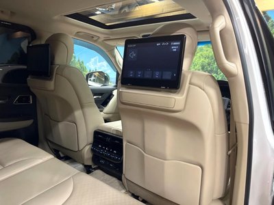 2023 Toyota LAND CRUISER 300 — миниатюра 35