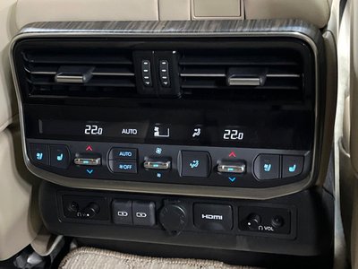 2023 Toyota LAND CRUISER 300 — миниатюра 37