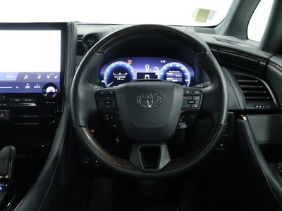 صورة مصغرة 17 لـ 2023 Toyota ALPHARD