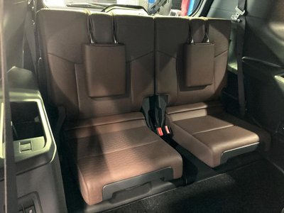 TOYOTA LAND CRUISER 250 - 10