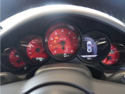 2018 Porsche 911 thumbnail 15