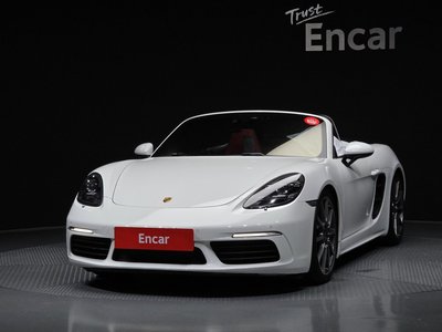 2017 Porsche 718 照片 2