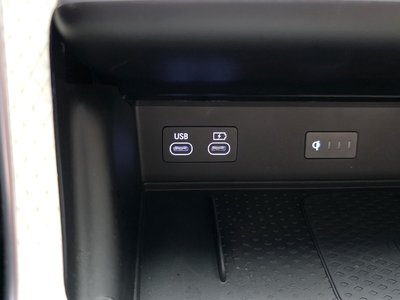 2026 Genesis GV80 thumbnail 13