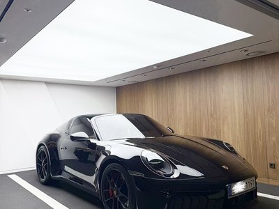 صورة 7 لـ 2025 Porsche 911