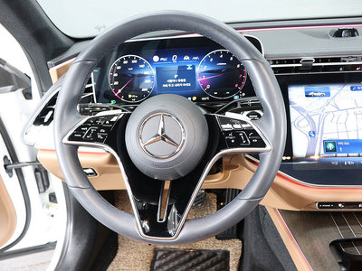 MERCEDES-BENZ E-CLASS - 9
