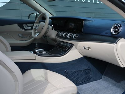 MERCEDES-BENZ E-CLASS - 4