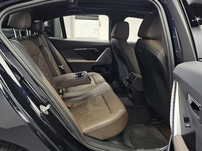 2024 BMW 5 SERIES 缩略图 17