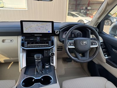 2025 Toyota LAND CRUISER 300 缩略图 35