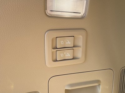 2025 Toyota LAND CRUISER 300 缩略图 79