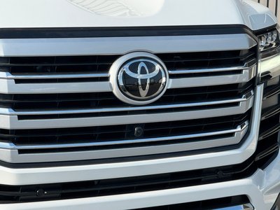 2025 Toyota LAND CRUISER 300 缩略图 13