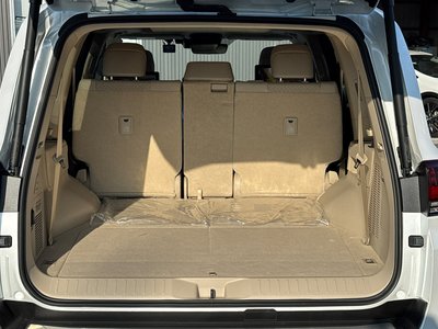 2025 Toyota LAND CRUISER 300 缩略图 77