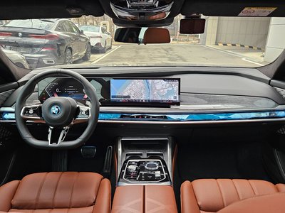 BMW 7 SERIES - 4