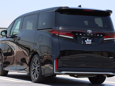 TOYOTA VELLFIRE - 8
