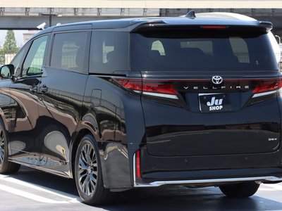 TOYOTA VELLFIRE - 9