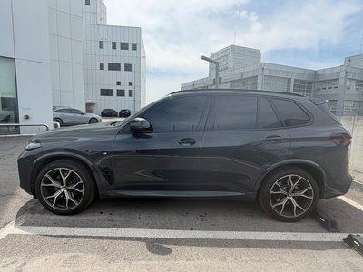 2025 BMW X5 photo 6