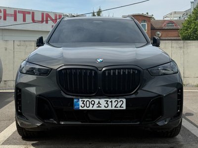 2025 BMW X5 photo 1