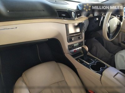 MASERATI GRANTURISMO - 3