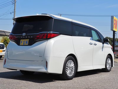 TOYOTA ALPHARD - 5