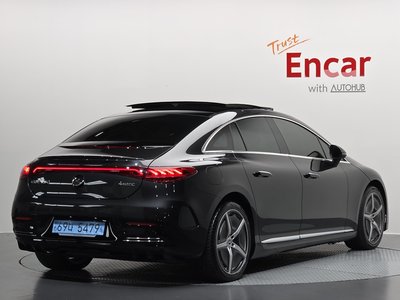 MERCEDES-BENZ EQE - 3