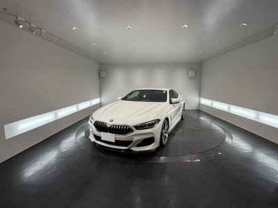 BMW 8 SERIES - 1