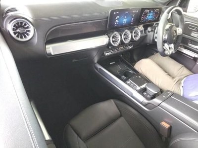 MERCEDES-BENZ GLB - 3