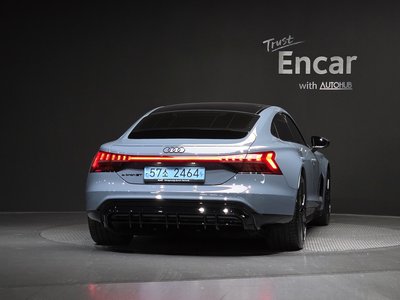 2022 AUDI E-TRON GT 照片 4