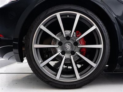 صورة 9 لـ 2017 Porsche 718