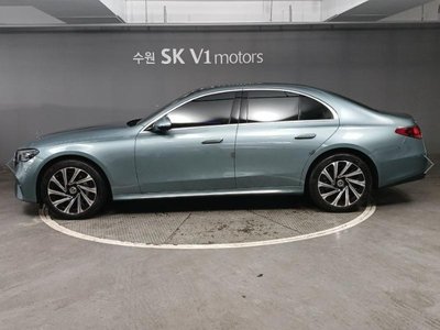 MERCEDES-BENZ E-CLASS - 2