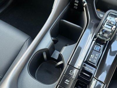 2026 Toyota CROWN SPORT — миниатюра 46
