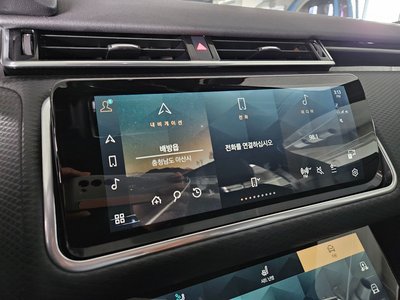 LAND ROVER RANGE ROVER VELAR - 10