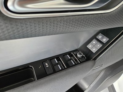 LAND ROVER RANGE ROVER VELAR - 8