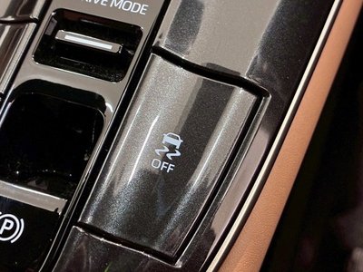2024 Toyota CROWN SPORT — миниатюра 37
