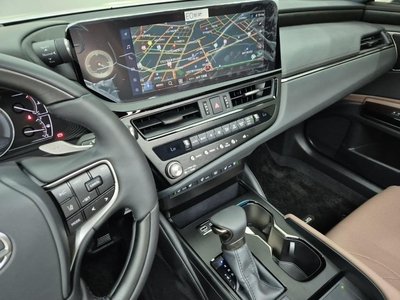 2026 LEXUS ES 照片 8