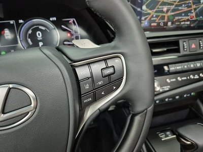 2026 Lexus ES — миниатюра 16