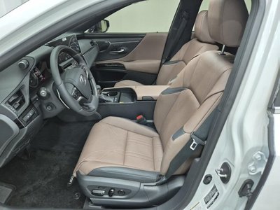 2026 LEXUS ES 照片 9