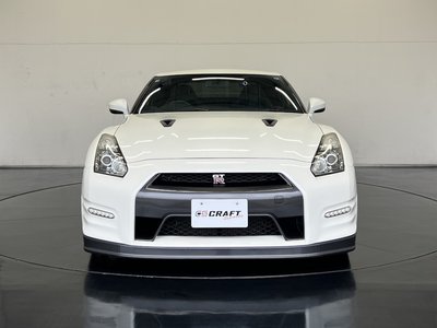 NISSAN GT-R - 3