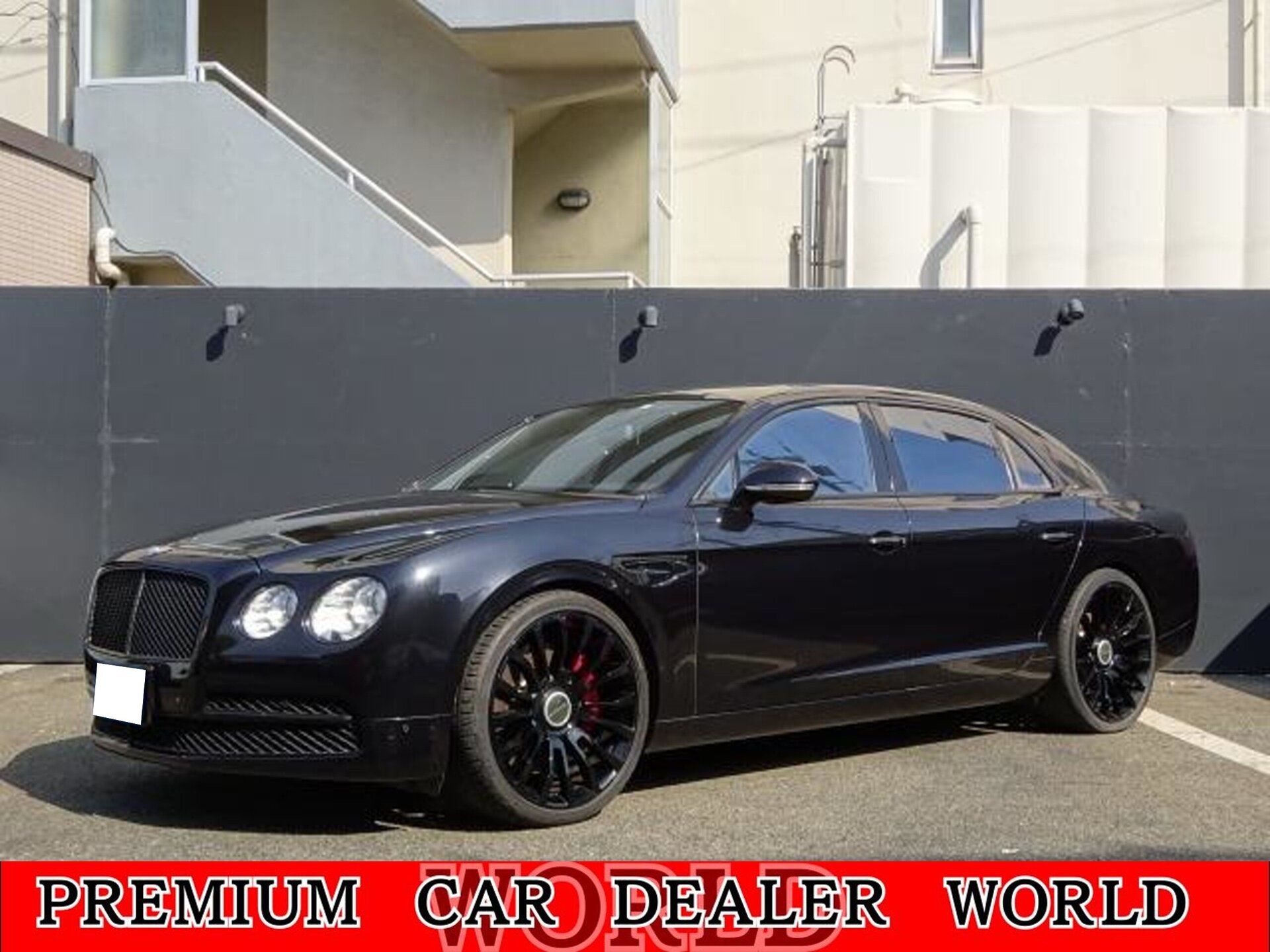 BENTLEY FLYING SPUR - View 1