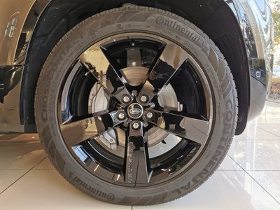 LAND ROVER DEFENDER - 9