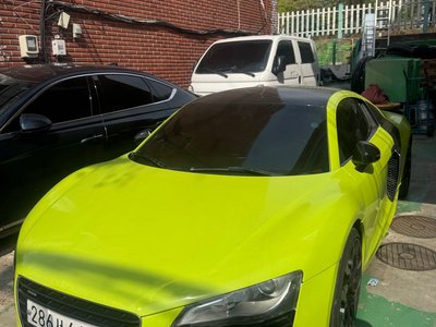 صورة مصغرة 16 لـ 2010 AUDI R8