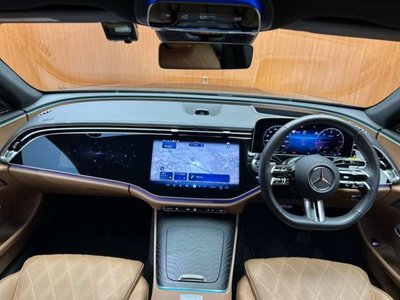 صورة 6 لـ 2024 Mercedes-BENZ E-CLASS