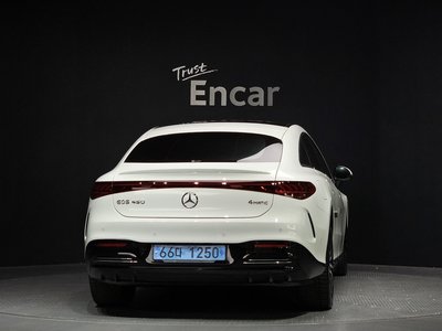 MERCEDES-BENZ EQS - 3