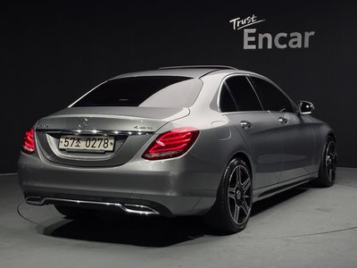 MERCEDES-BENZ C-CLASS - 4