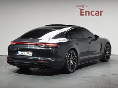 PORSCHE PANAMERA - 2