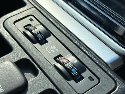 TOYOTA LAND CRUISER PRADO - 7