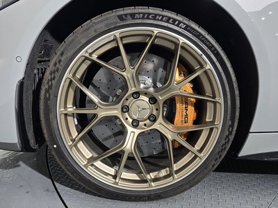 MERCEDES-BENZ GT AMG - 6