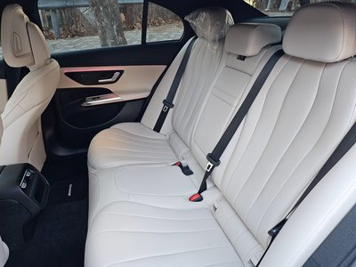 MERCEDES-BENZ E-CLASS - 7