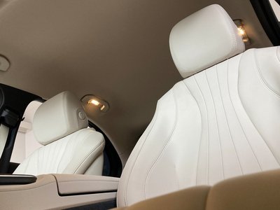 MERCEDES-BENZ E-CLASS - 10