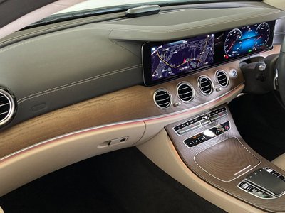 MERCEDES-BENZ E-CLASS - 8