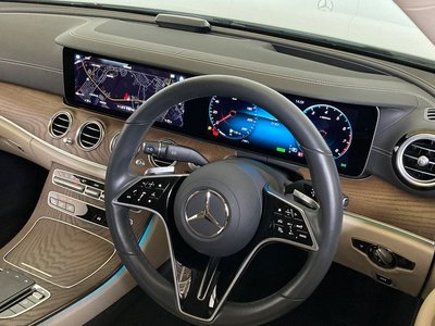 MERCEDES-BENZ E-CLASS - 7