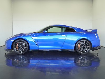 NISSAN GT-R - 6